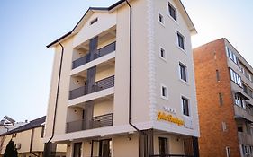 Jolie Boutique Hotel